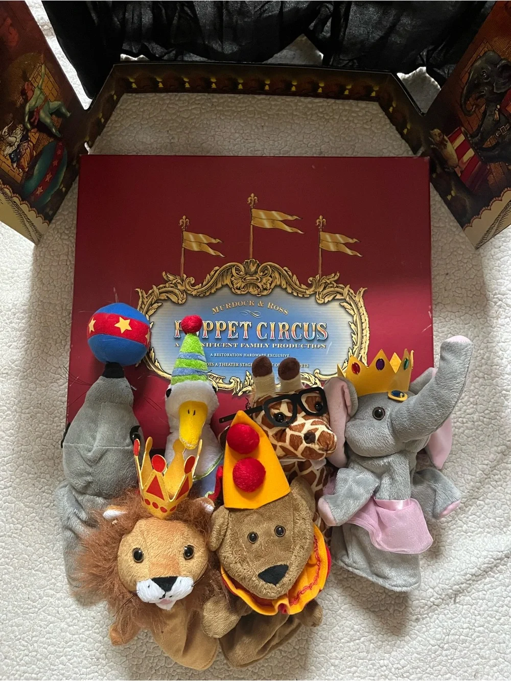 Plush Circus Animal Hand Puppets Set and Stage - Multicolor
